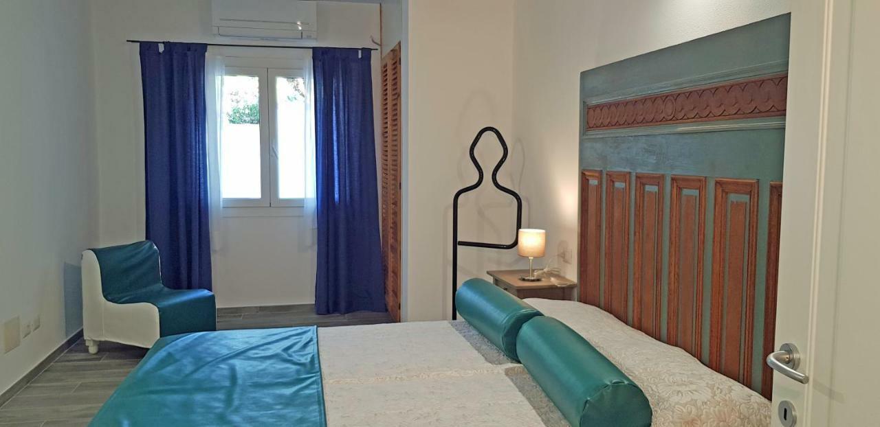 Adelebeppe "The Seaview" Apartman Imperia Kültér fotó